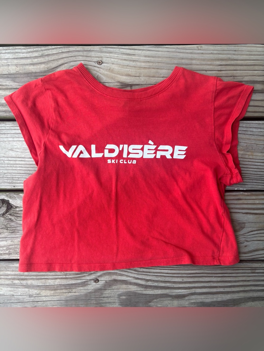 ‘Val d’isère Ski Club” Divided Red Crop Top
